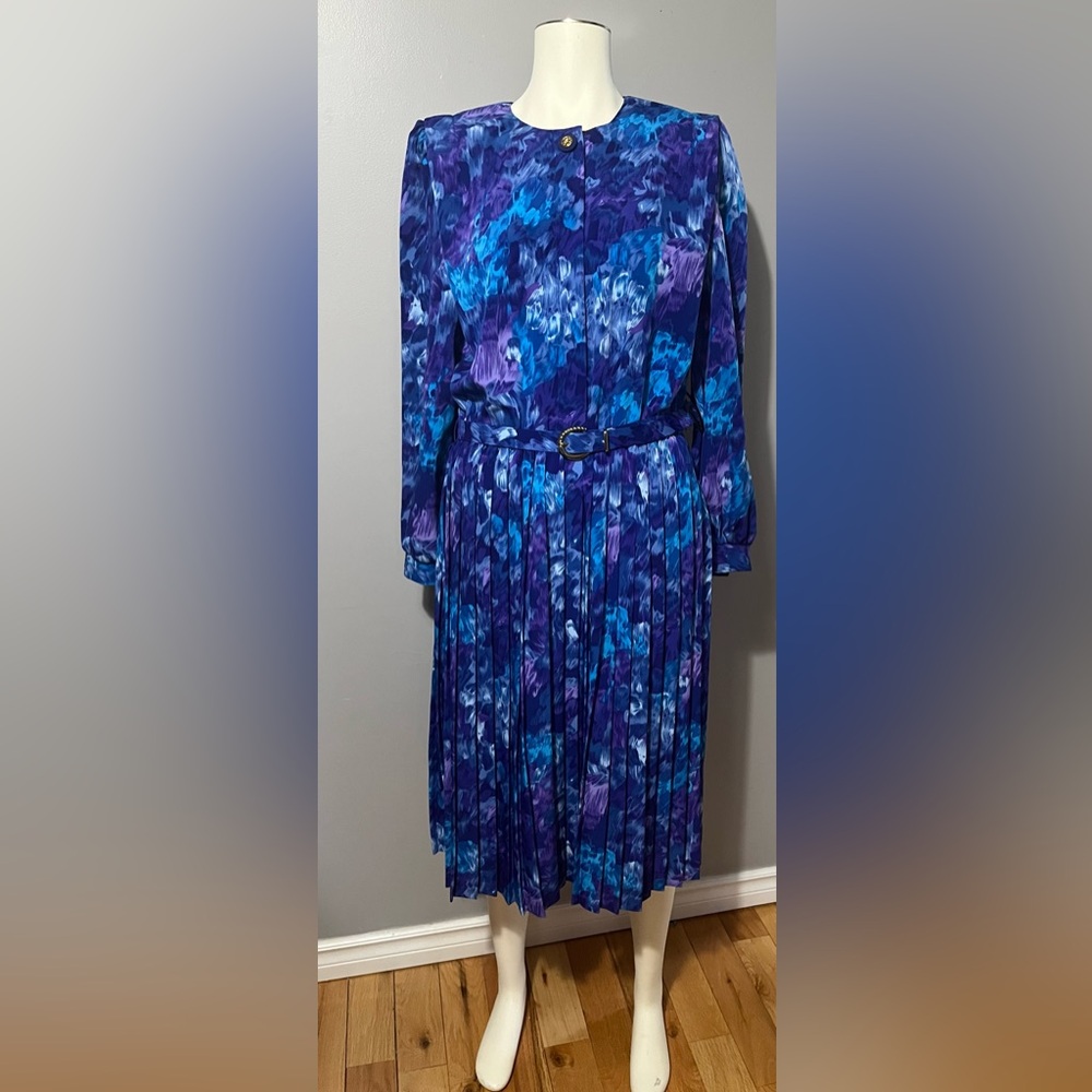 Blue & Purple Pleated Long-Sleeve Belted Dress